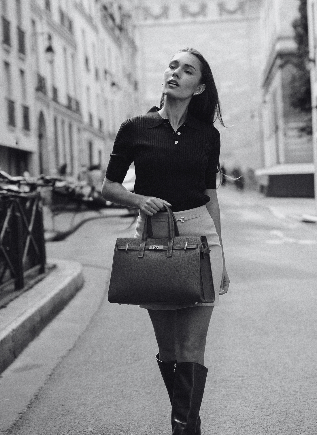 Sveva Bag in Black Togo Leather