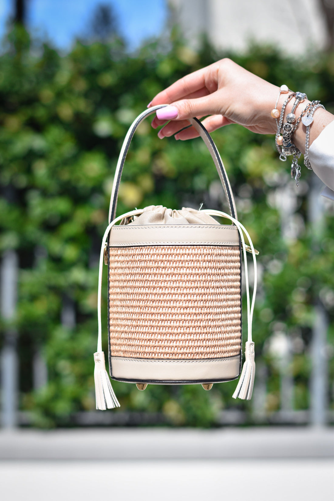 Petit Bag in Beige Brushed Leather and Raphia