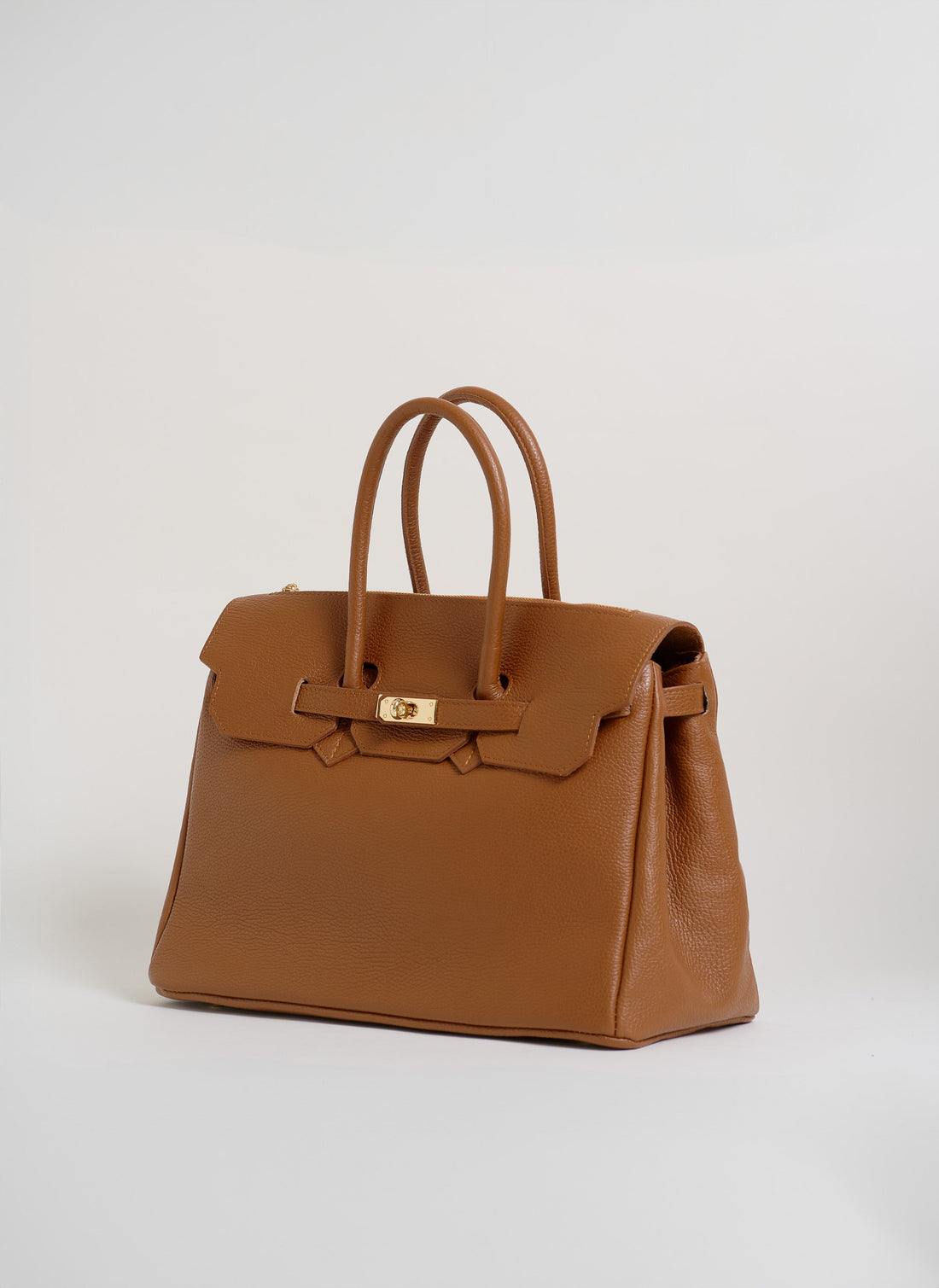Elizabeth Bag in Tan Togo Leather