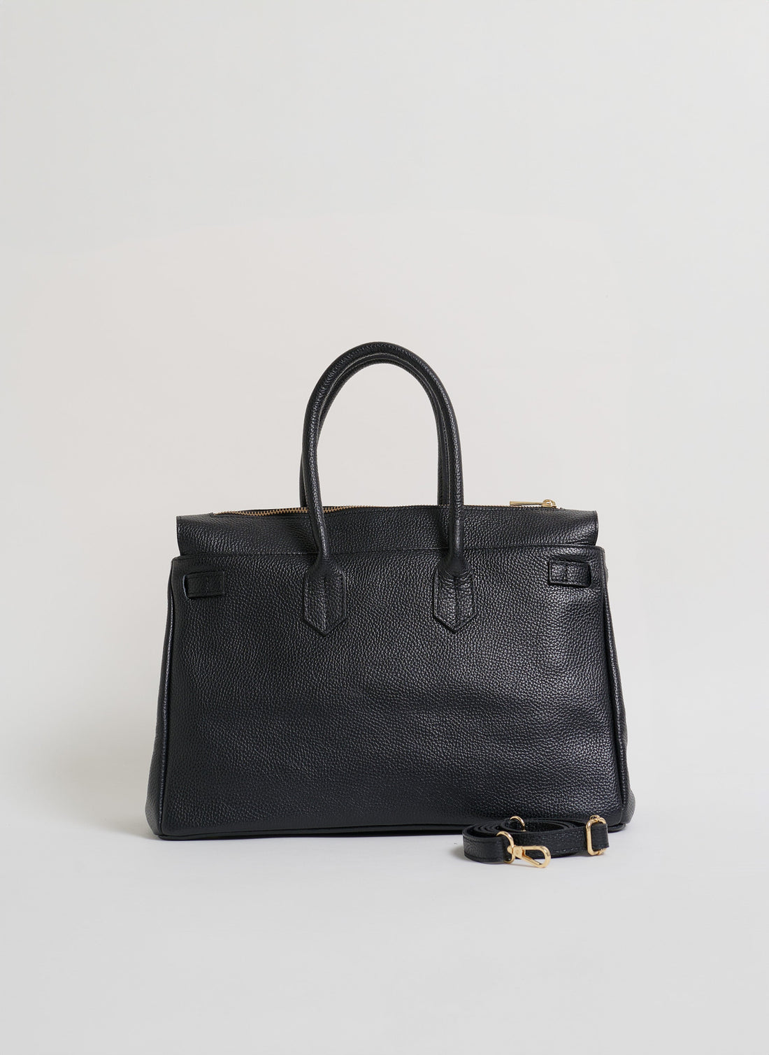 Elizabeth Bag in Black Togo Leather