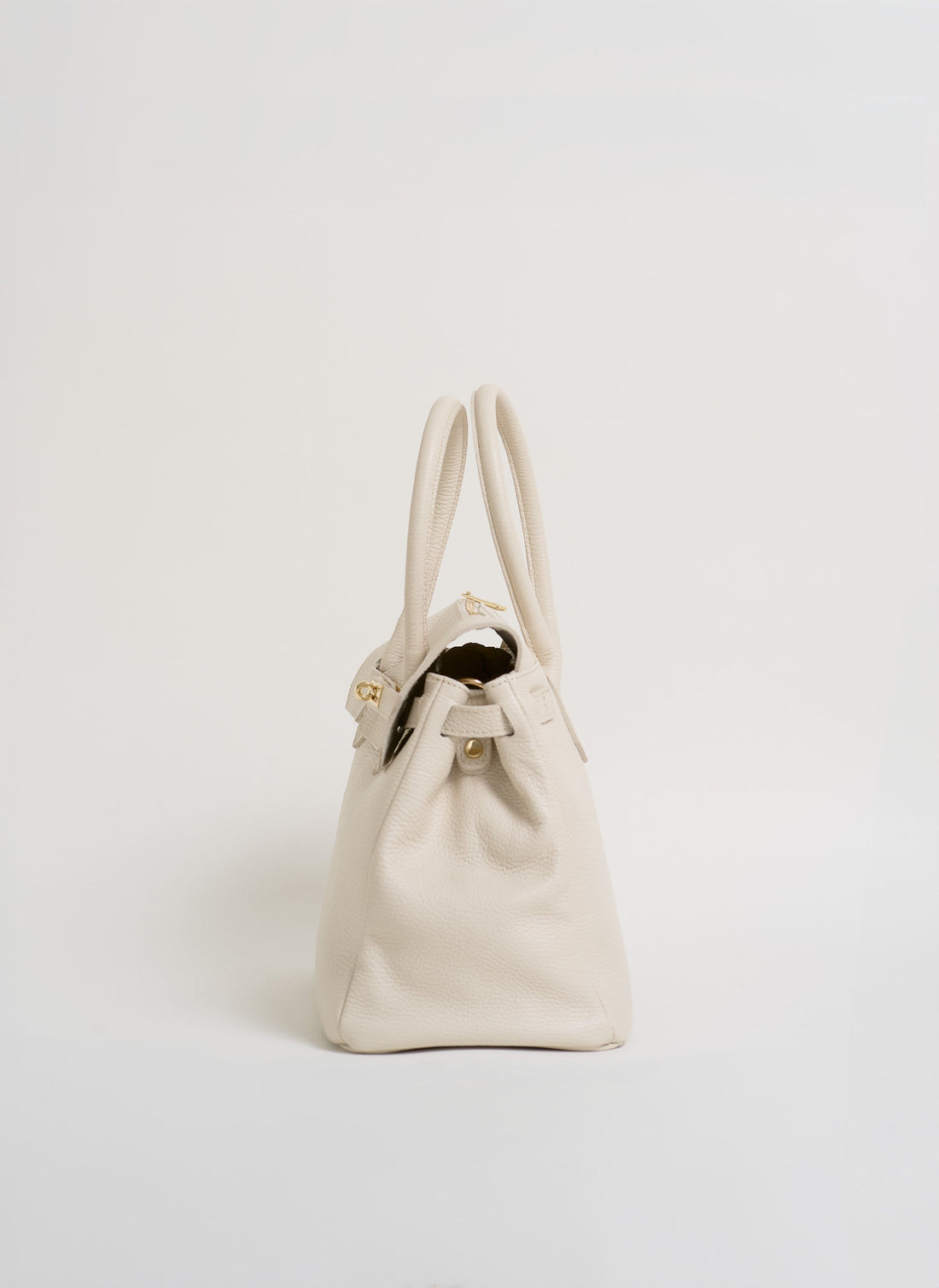 Elizabeth Bag in Cream Togo Leather