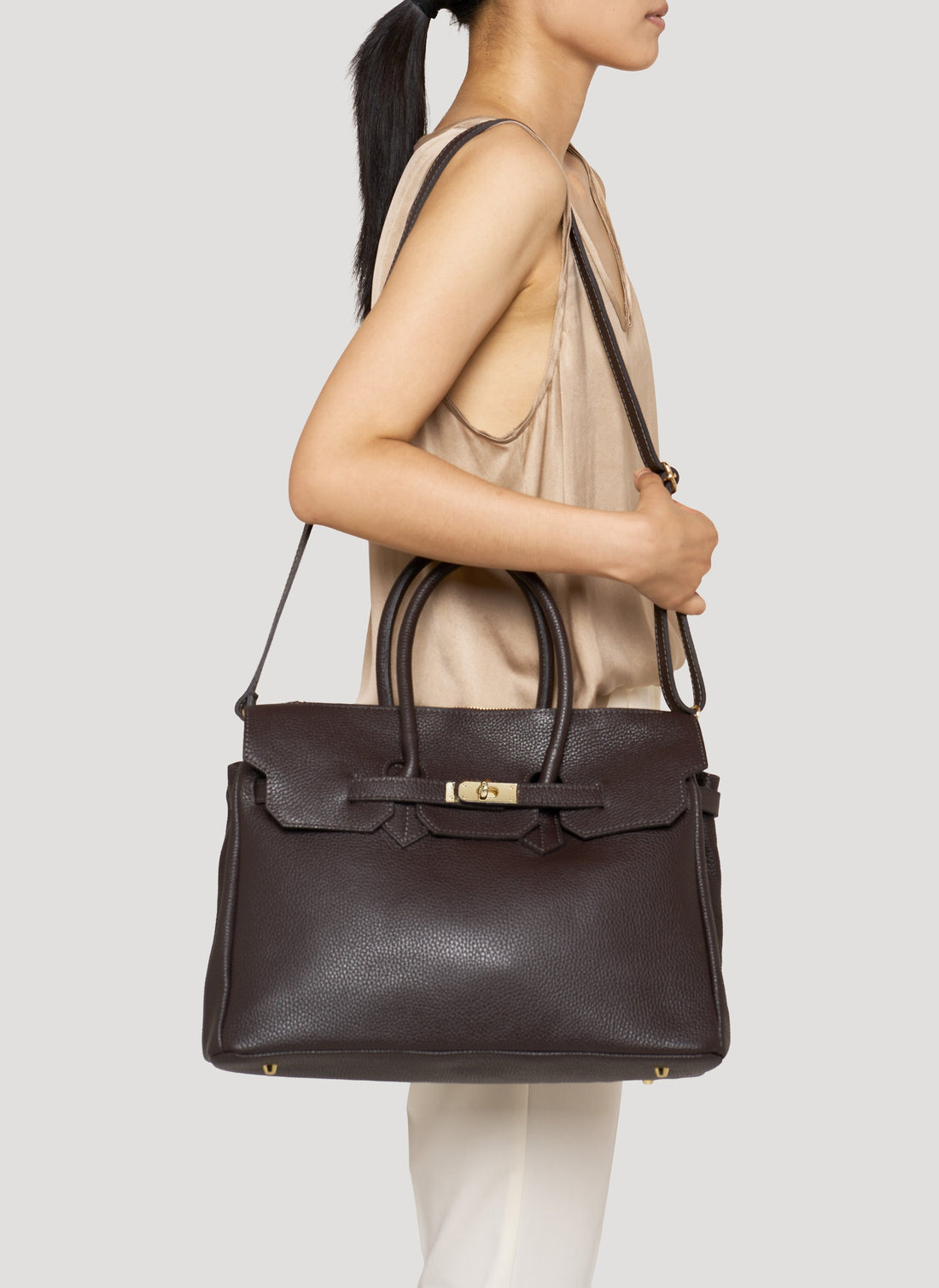 Elizabeth Bag in Dark Brown Togo Leather