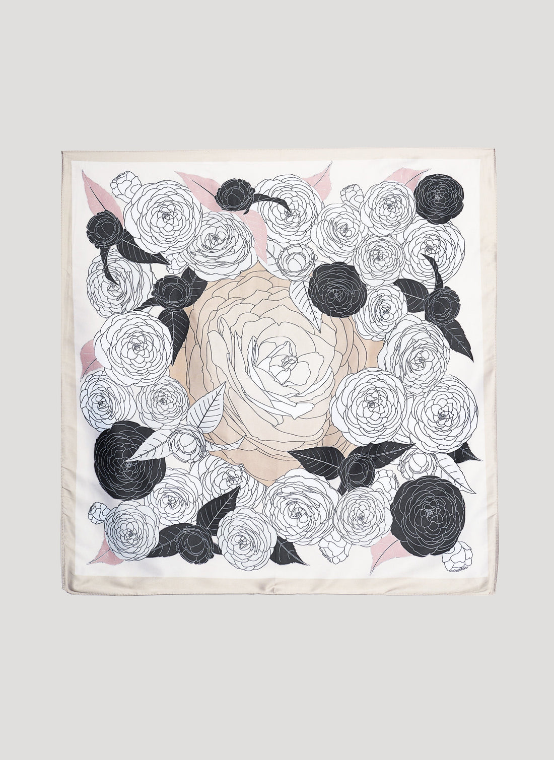 70 Camélie square scarf