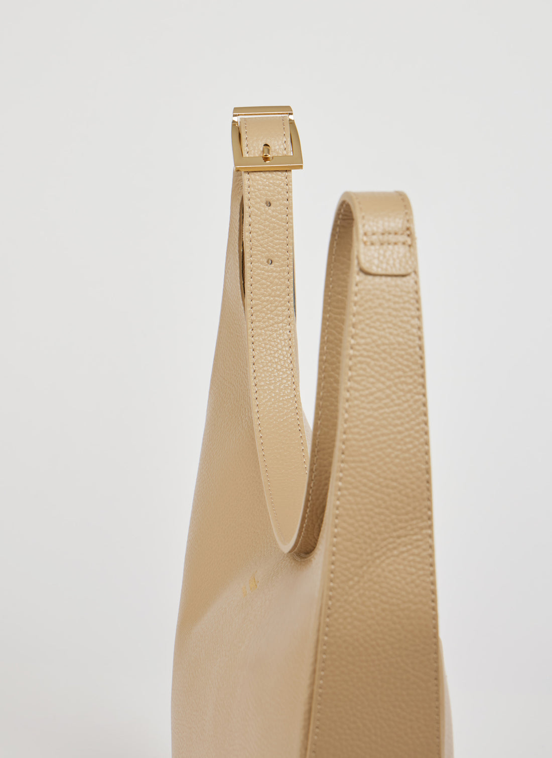 Lèa Bag in Dollar Leather Taupe