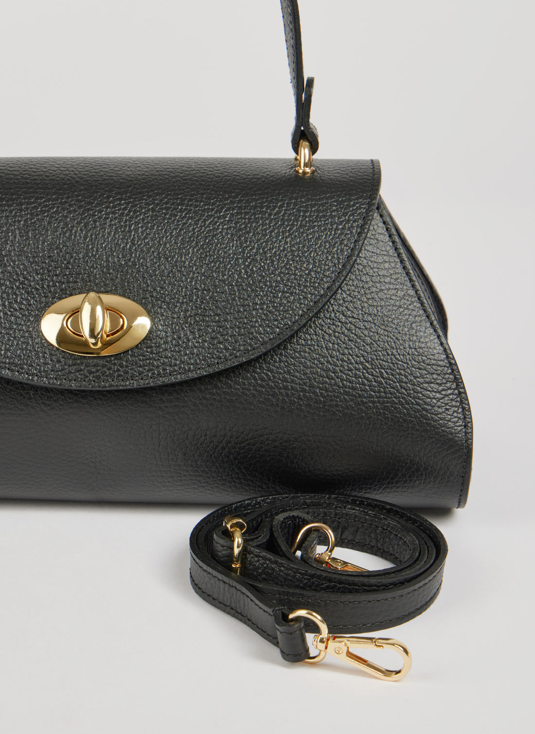 Florence Bag in Togo Leather Black