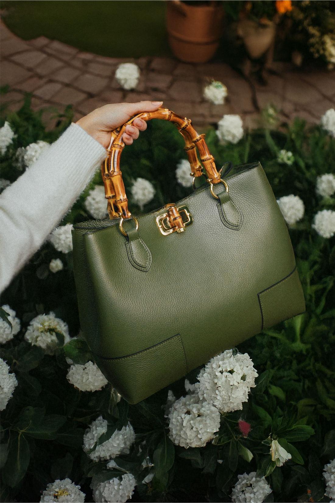 Borsa Bamboo Babe in pelle Dollaro Verde Militare - Voemièn